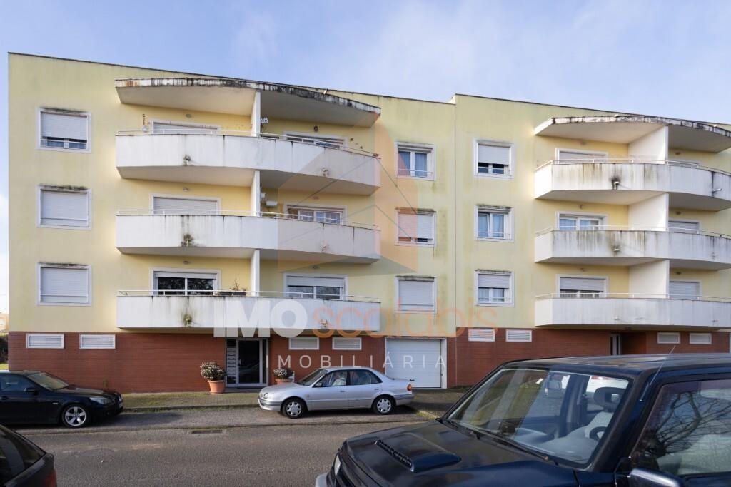 Apartamento T3, Áreas Generosas em Santarém