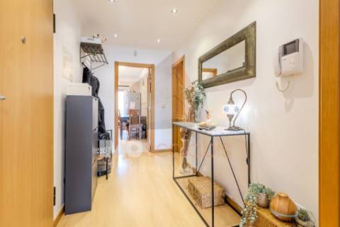 Apartamento T3, Áreas Generosas em Santarém