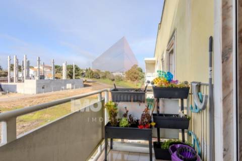 Apartamento T3, Áreas Generosas em Santarém