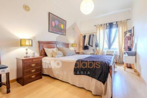 Apartamento T3, Áreas Generosas em Santarém