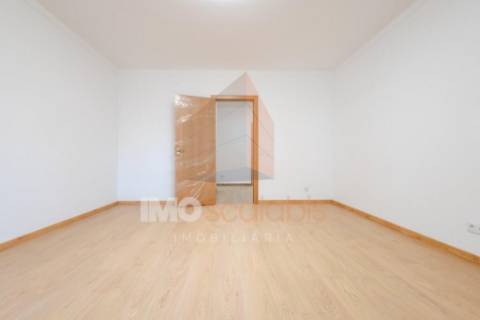 Apartamento T3 para Arrendamento, Santarém