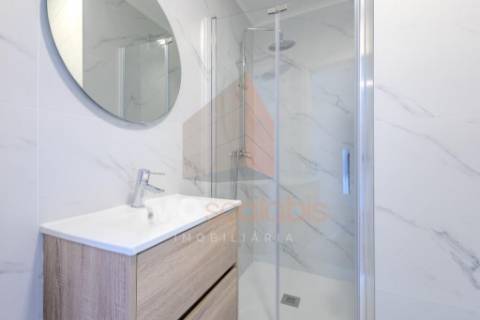 Apartamento T2 com vista rio – 3.º andar com elevador