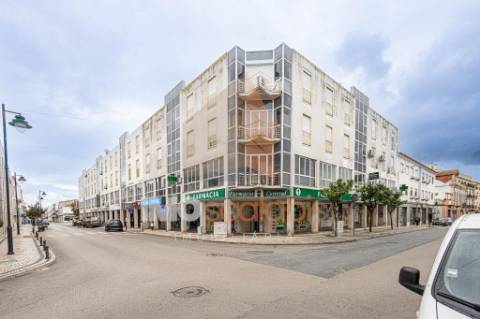 Apartamento T2 no Centro de Almeirim – Espaço, Conforto e Localização