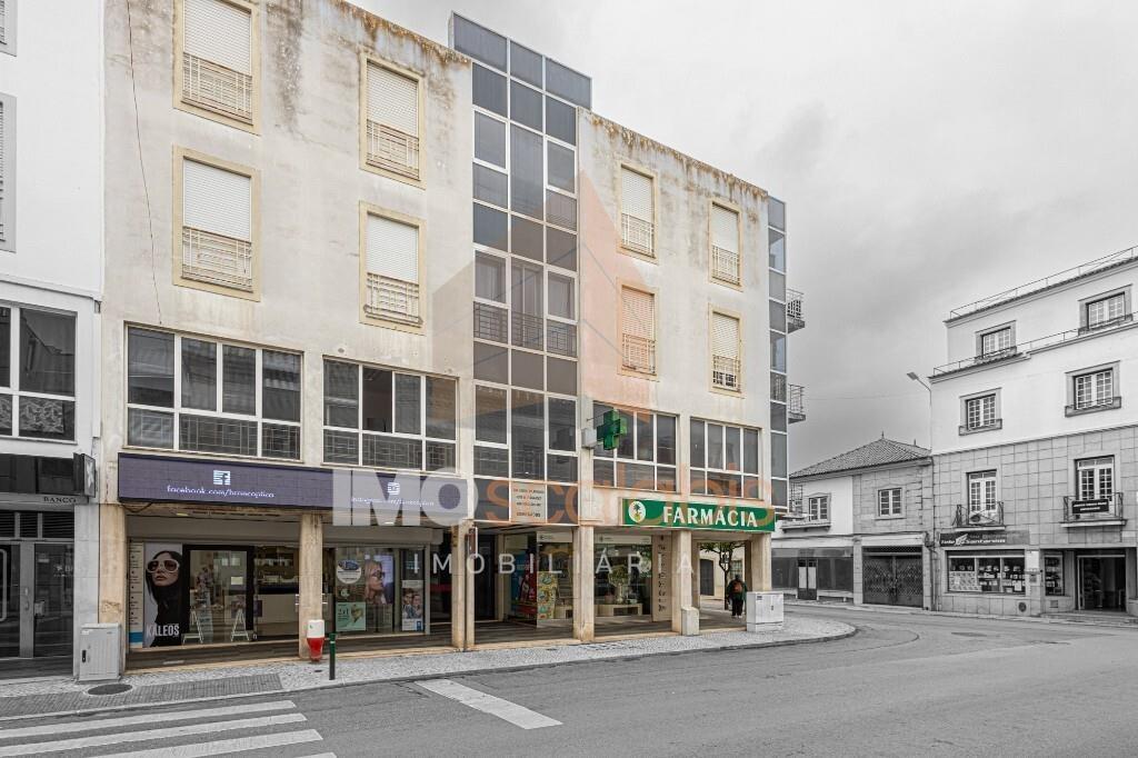 Apartamento T2 no Centro de Almeirim – Espaço, Conforto e Localização