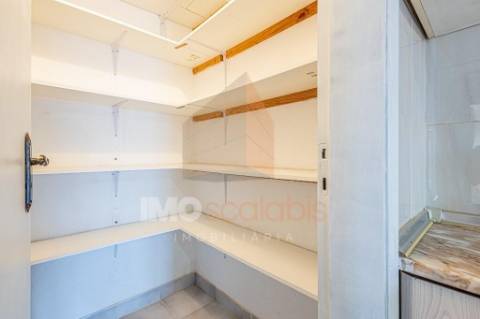 Apartamento T2 no Centro de Almeirim – Espaço, Conforto e Localização