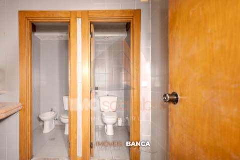 Loja / Espaço para Serviços | Centro Histórico de Santarém