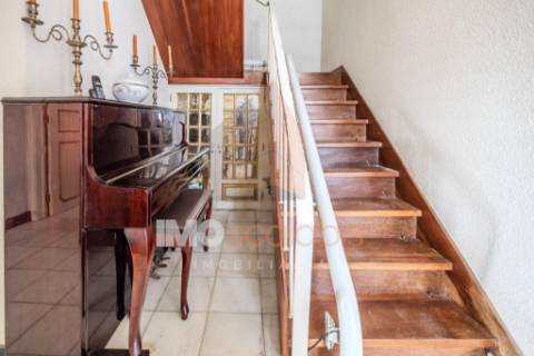 Moradia T4 no Centro de Santarém