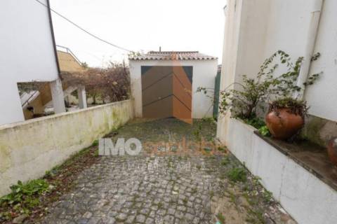 Moradia T4 no Centro de Santarém