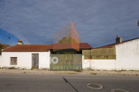 Lote de Terreno para construção 5.360m² em Santarém