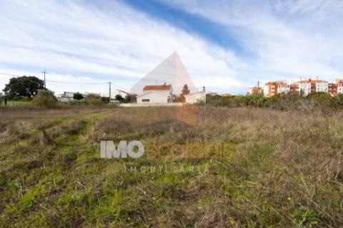 Lote de Terreno para construção 5.360m² em Santarém