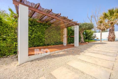 Moradia de Charme T4 com Piscina, Anexo Independente | Torre do Bispo – Santarém