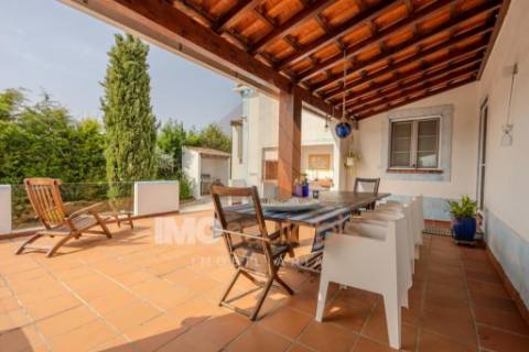 Moradia de Charme T4 com Piscina, Anexo Independente | Torre do Bispo – Santarém