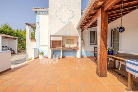 Moradia de Charme T4 com Piscina, Anexo Independente | Torre do Bispo – Santarém