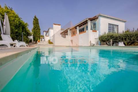 Moradia de Charme T4 com Piscina, Anexo Independente | Torre do Bispo – Santarém