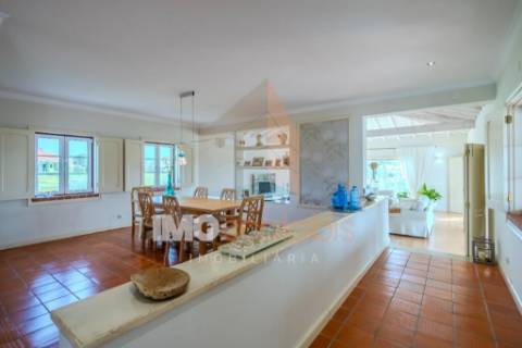 Moradia de Charme T4 com Piscina, Anexo Independente | Torre do Bispo – Santarém