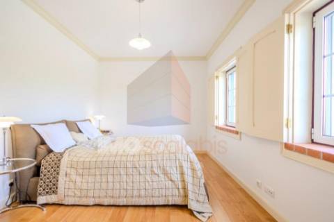 Moradia de Charme T4 com Piscina, Anexo Independente | Torre do Bispo – Santarém