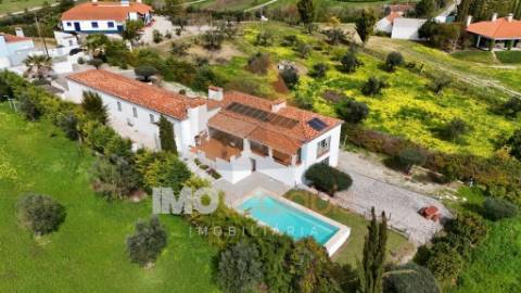 Moradia de Charme T4 com Piscina, Anexo Independente | Torre do Bispo – Santarém