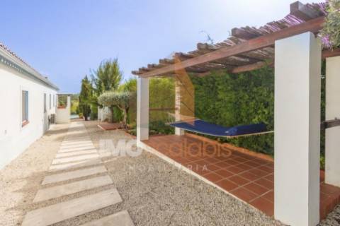 Moradia de Charme T4 com Piscina, Anexo Independente | Torre do Bispo – Santarém