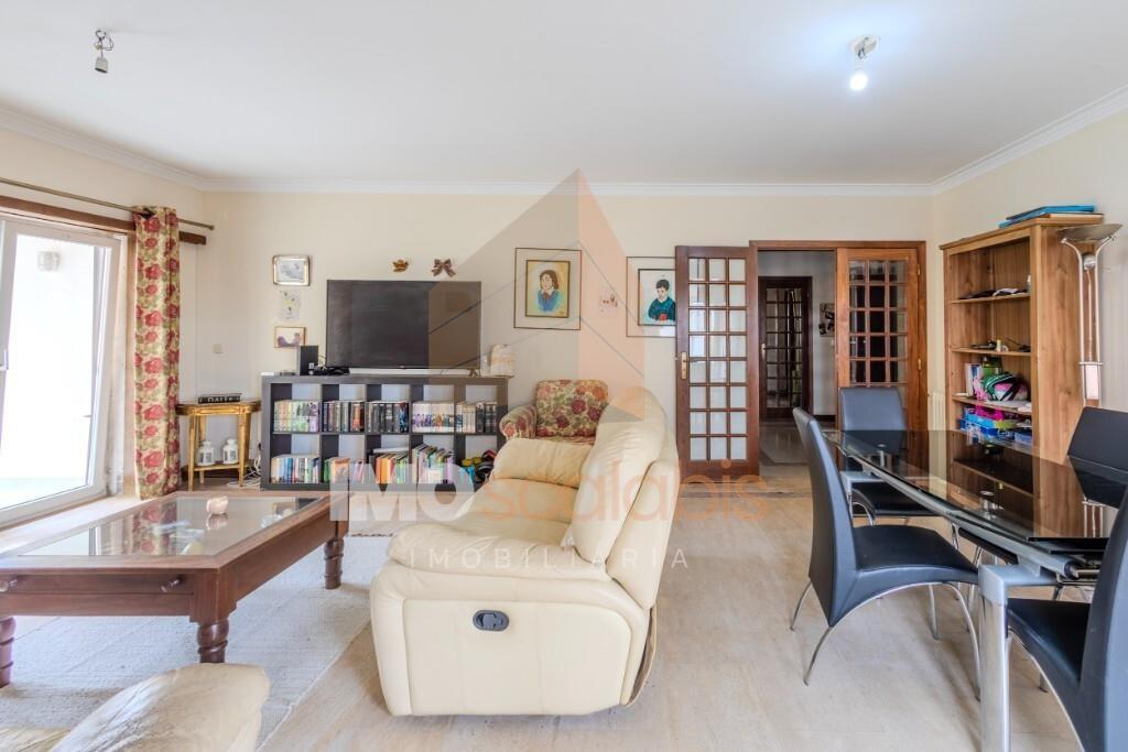 Apartamento T4 | Sacapeito – Santarém