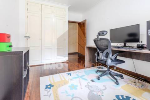 Apartamento T4 | Sacapeito – Santarém