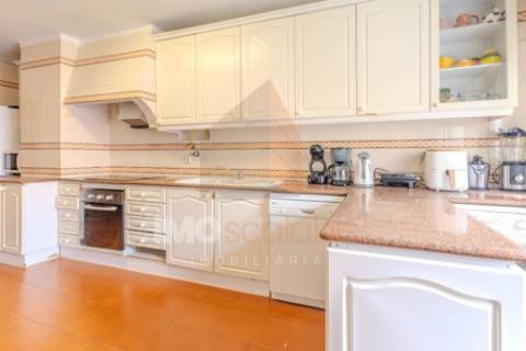 Apartamento T4 | Sacapeito – Santarém