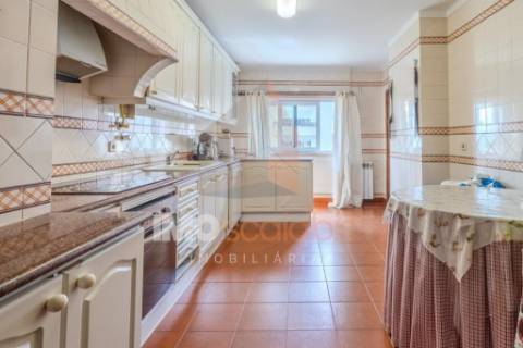 Apartamento T4 | Sacapeito – Santarém