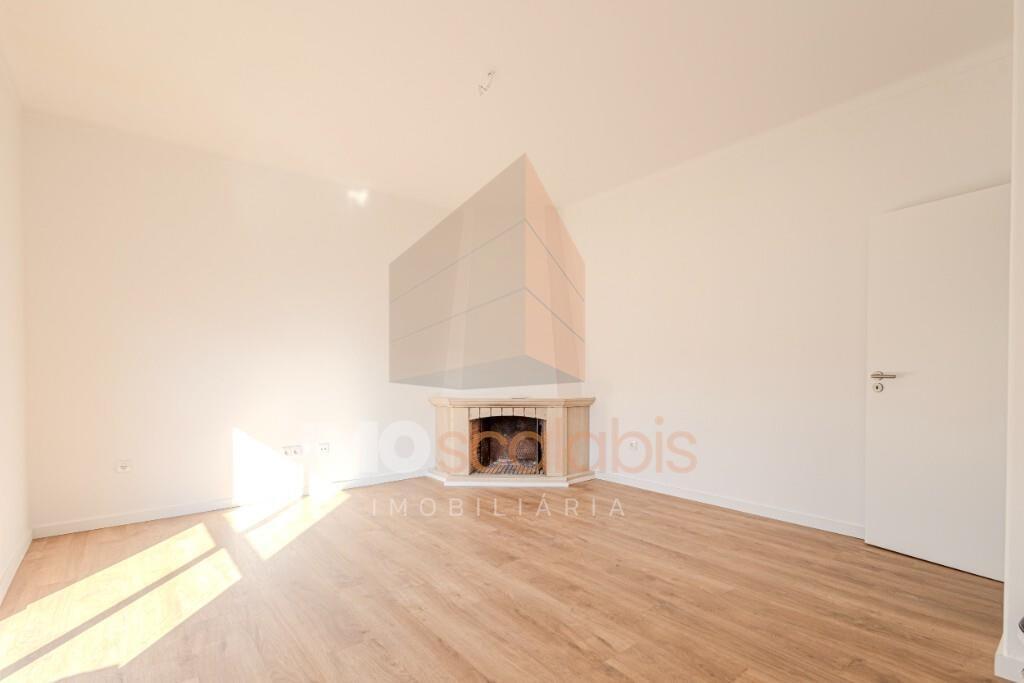 Apartamento T3 totalmente remodelado, Santarém