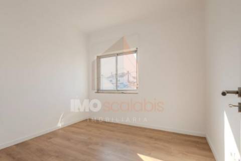 Apartamento T3 totalmente remodelado, Santarém