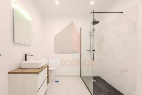 Apartamento T3 totalmente remodelado, Santarém