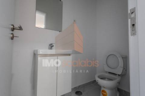Apartamento T3 totalmente remodelado, Santarém