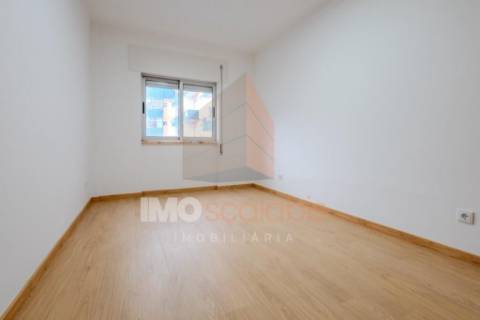 Apartamento T3 totalmente remodelado, Santarém