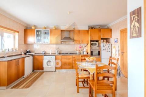 Moradia T4 em A-dos-Francos, Caldas da Rainha