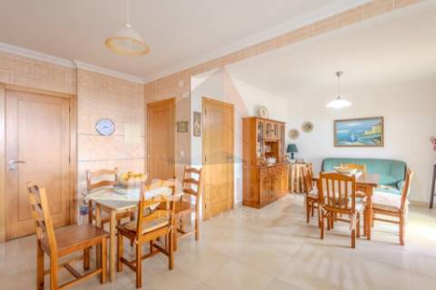 Moradia T4 em A-dos-Francos, Caldas da Rainha