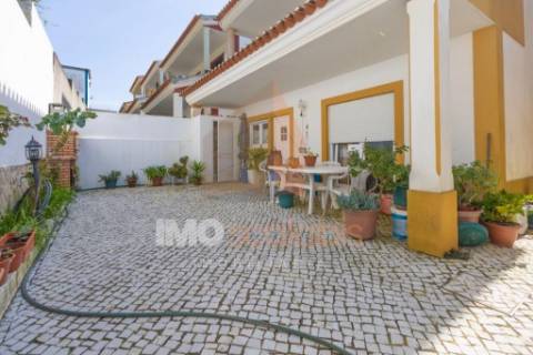 Moradia T4 em A-dos-Francos, Caldas da Rainha