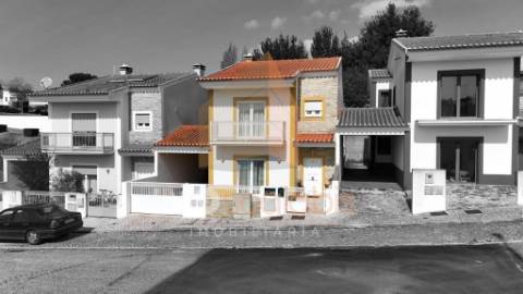 Moradia T4 em A-dos-Francos, Caldas da Rainha