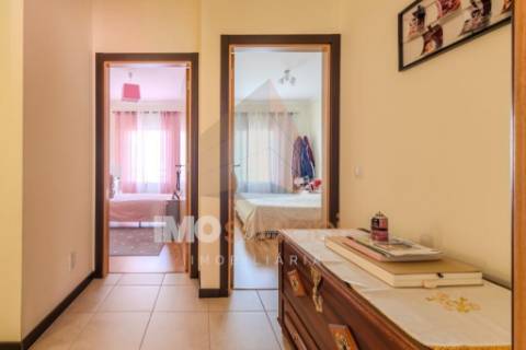 Apartamento T3 em Almeirim – Urbanização das Milheiras