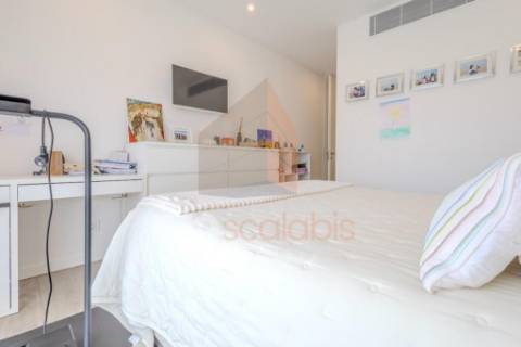 Apartamento T3 com Varanda e Requinte Contemporâneo – Sacapeito, Santarém