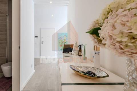 Apartamento T3 com Varanda e Requinte Contemporâneo – Sacapeito, Santarém