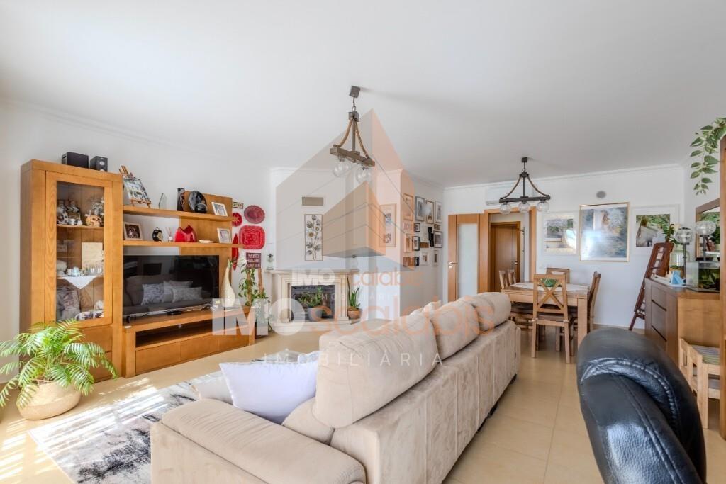 Apartamento T3 em Almeirim