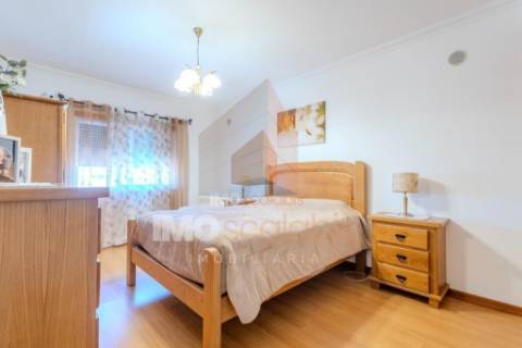 Apartamento T3 em Almeirim