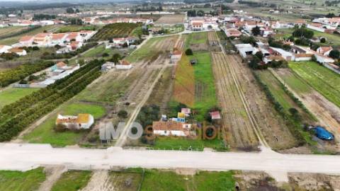 Terreno com Potencial para Projeto de 4 Moradias | Frade de Cima