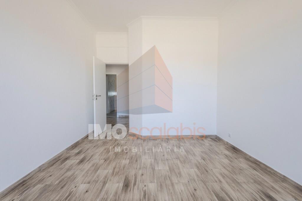 Apartamento T4, Arrendamento, Santarém