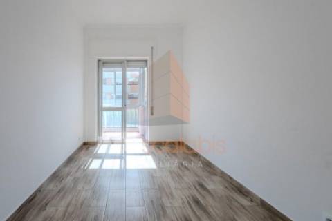 Apartamento T4, Arrendamento, Santarém