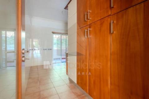 Excelente apartamento T3 em Santarém com boa exposição solar