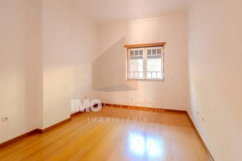 Excelente apartamento T3 em Santarém com boa exposição solar