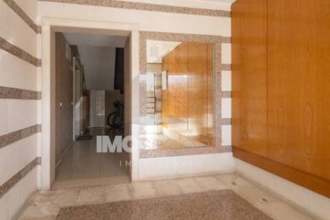 Excelente apartamento T3 em Santarém com boa exposição solar