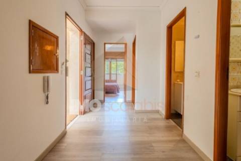 APARTAMENTO T3 NO PLANALTO