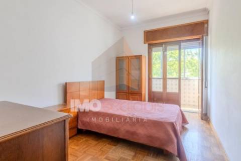 APARTAMENTO T3 NO PLANALTO