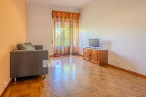 APARTAMENTO T3 NO PLANALTO