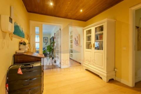 Apartamento T4 em localização priviligiada em Santarém